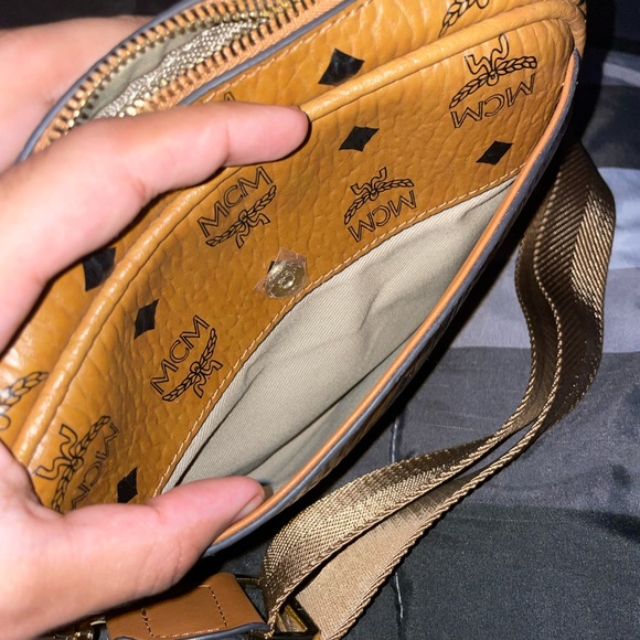 MCM Small Klassik Visetos Crossbody Bag - Picture 2 of 4